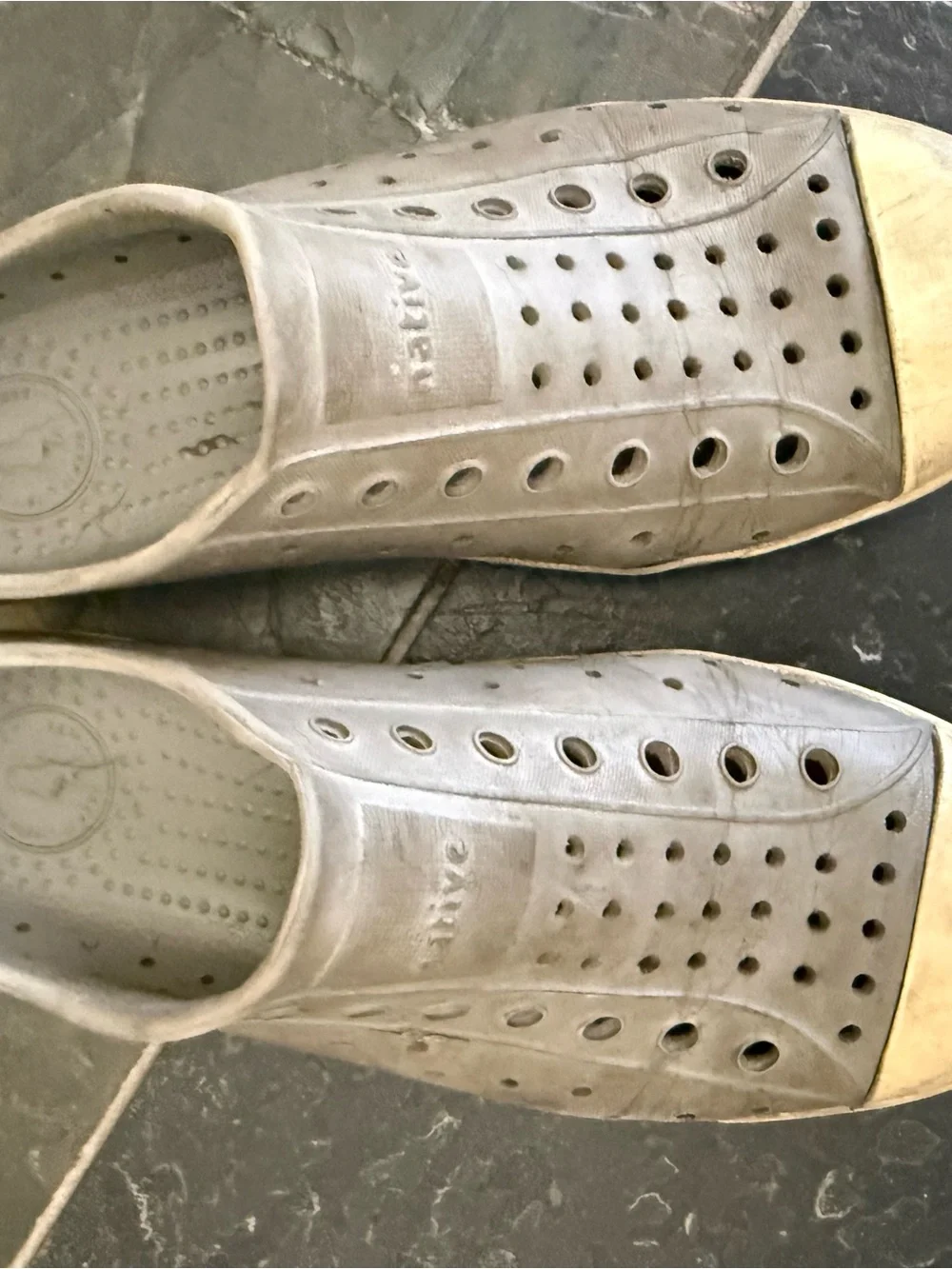 Native Jefferson Gray Perforated Slip-On Loafers size J3